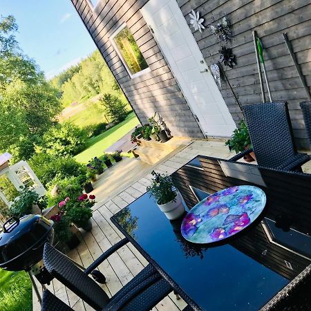 15 Min Fran Ullared! Ny Stuga Med Hoeg Standard! Alvsered Exterior foto