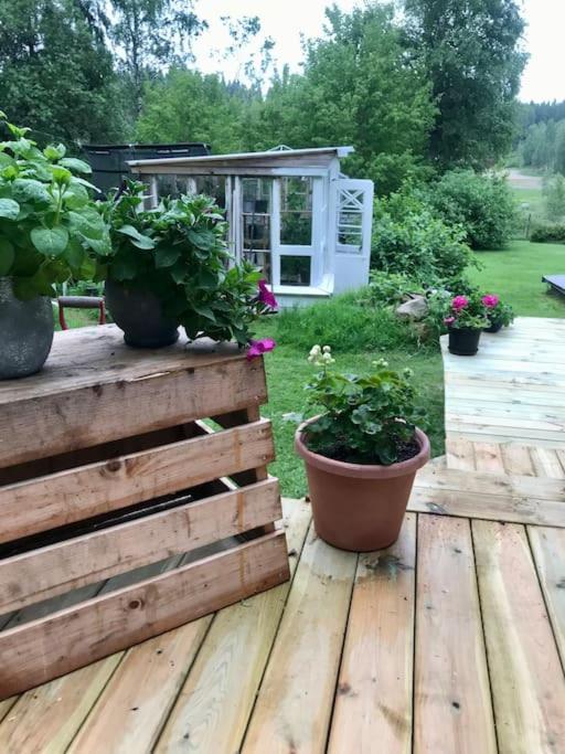 15 Min Fran Ullared! Ny Stuga Med Hoeg Standard! Alvsered Exterior foto
