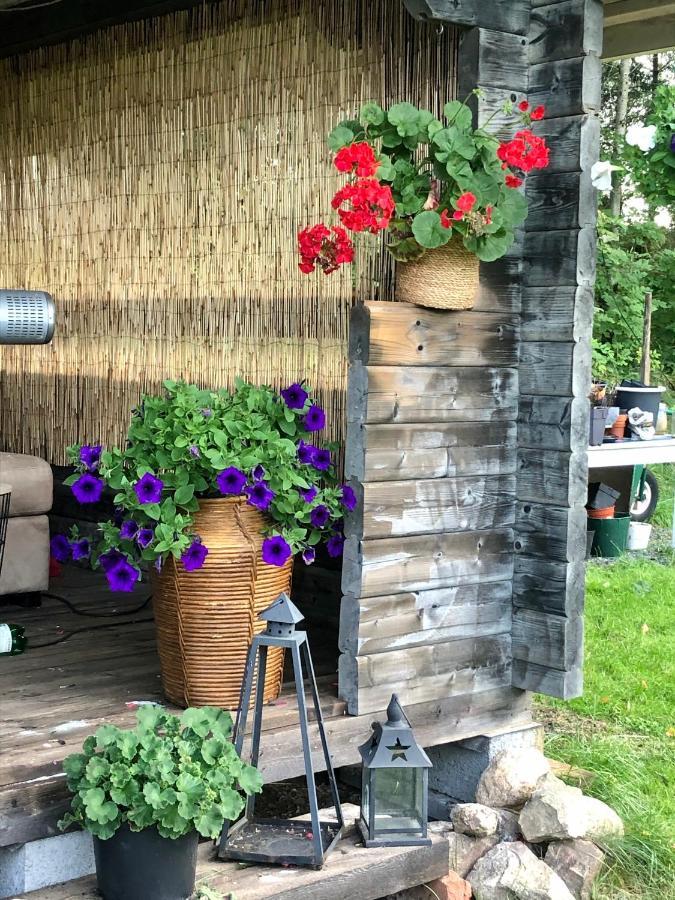 15 Min Fran Ullared! Ny Stuga Med Hoeg Standard! Alvsered Exterior foto