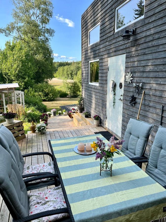 15 Min Fran Ullared! Ny Stuga Med Hoeg Standard! Alvsered Exterior foto